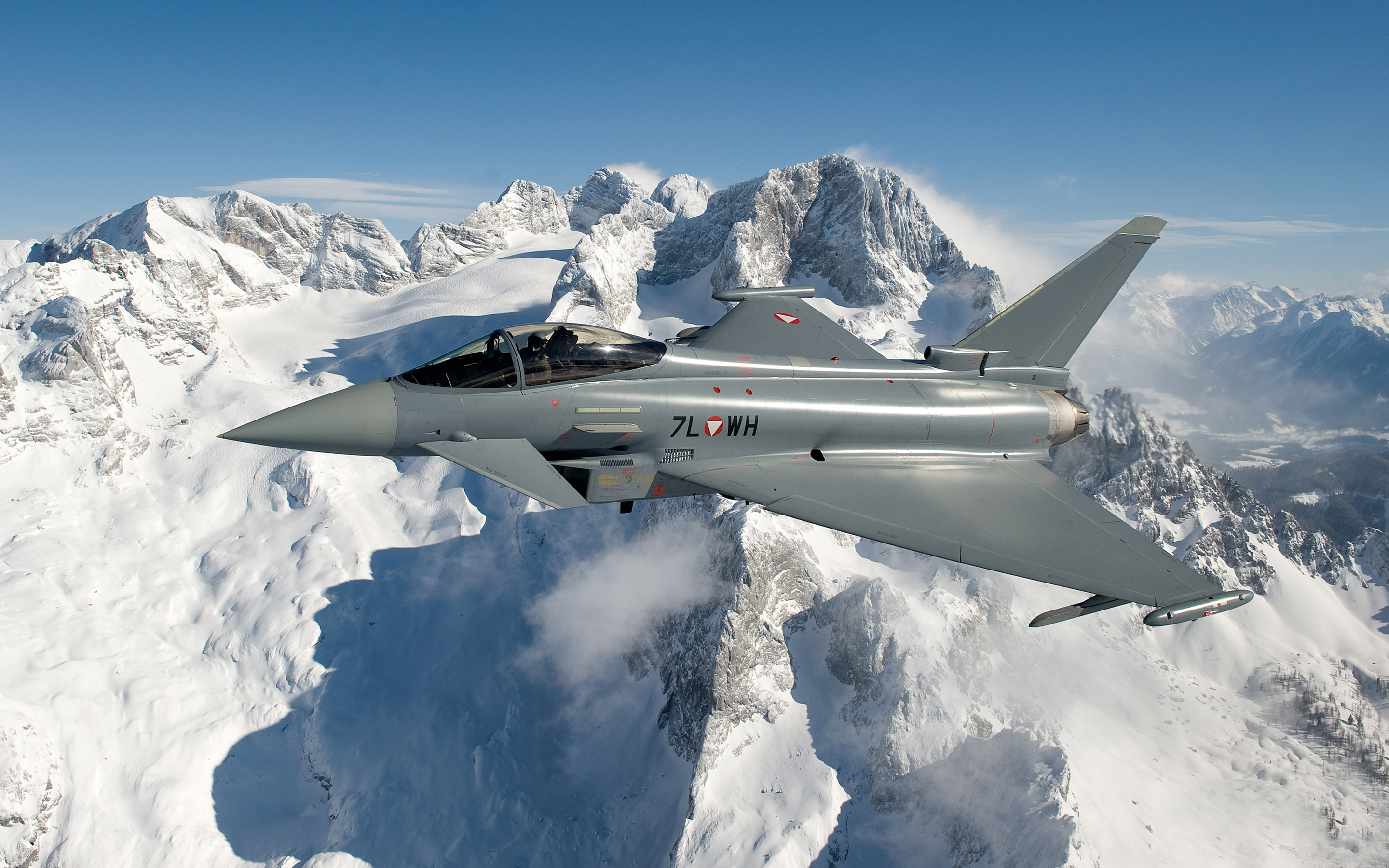 Eurofighter Typhoon 5K8859714905